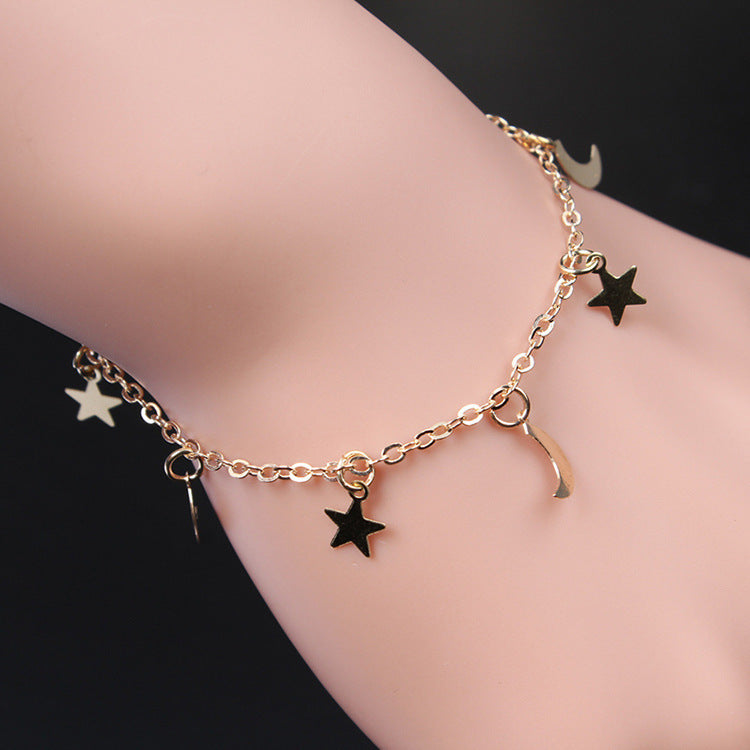 Bracelet chaîne à breloques lune et étoiles, ton doré — VoxArcana