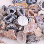 Mini géodes d'agate ouvertes, 1 à 3,5 cm, vendues à l'unité — VoxArcana